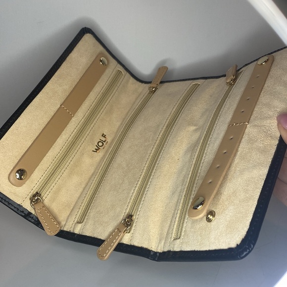 WOLF Chloé Jewelry Roll Black & Tan
Diamond Jewelry Wallet with Lusterloc NWT - Picture 8 of 13